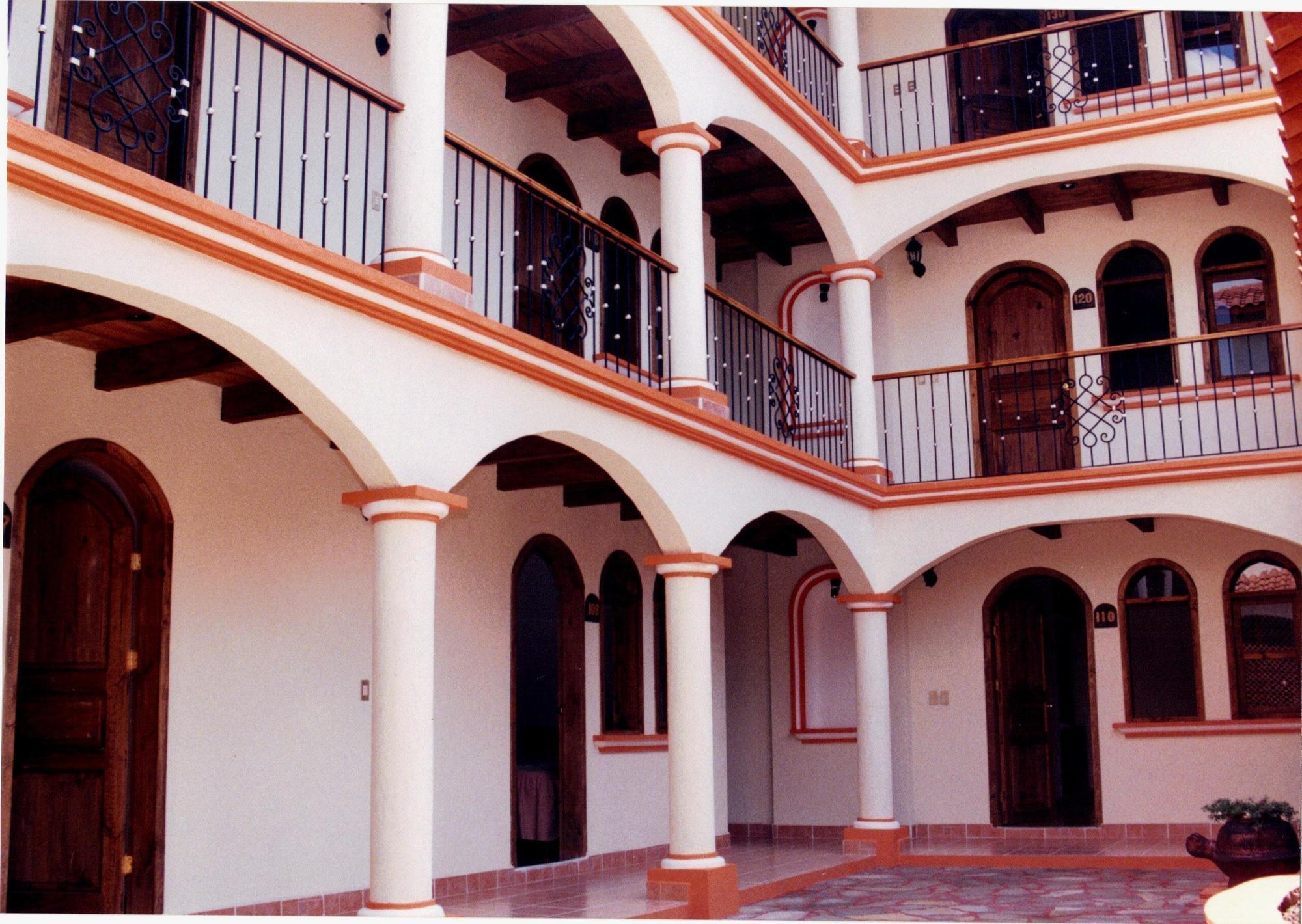 Hotel Villa Real II San Cristobal de las Casas Bagian luar foto